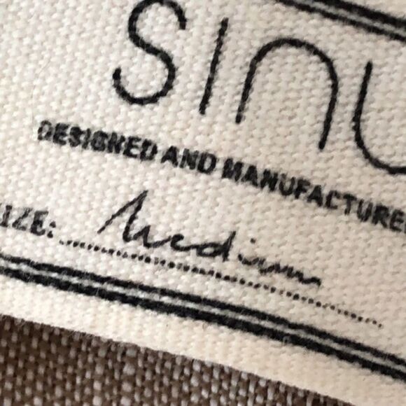 Sinuous Linen Cross Back Top, Medium - Picture 7 of 8